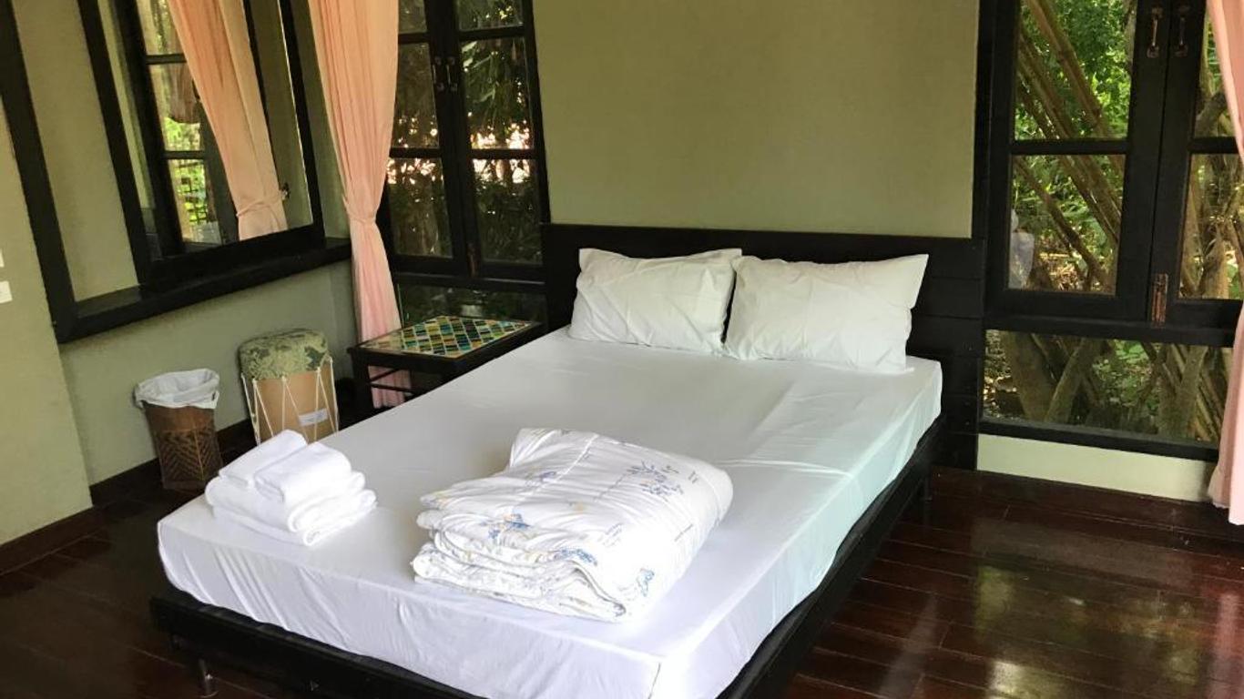 339 โฮเทล แอนด์ รีสอร์ท