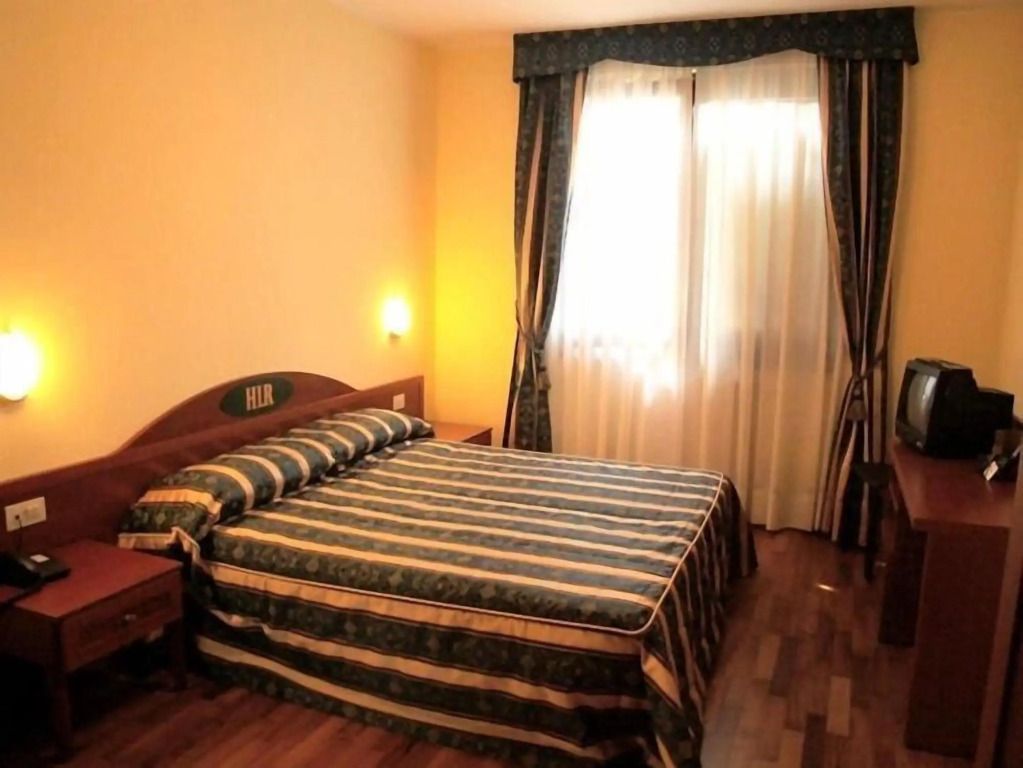 هوتل ريستورانتي لا رامبينا