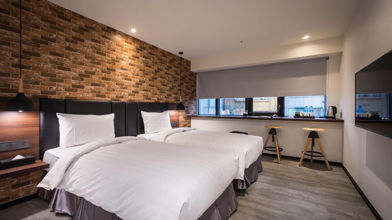 جولدين هوتل