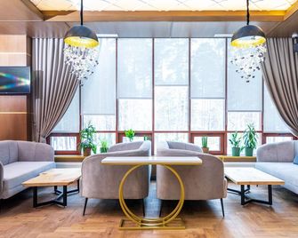 Wyndham Garden Burabay - Būrabay - Lounge