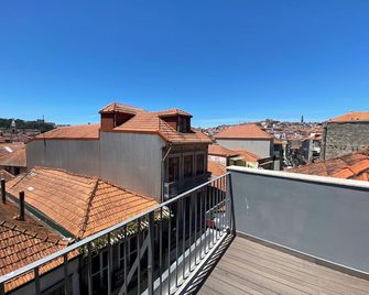 Apt8 - Oporto2all - Vila Nova de Gaia - Balcon
