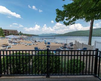 منتجع مارين فيليدج - لاكي جورج - شرفة