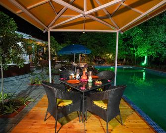Kerbachi Wadi The Farm Resort - Pune - Restaurant