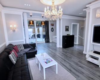 Cannes Luxury Residence Rentals - Cannes - Sala de estar