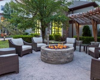 Staybridge Suites Kalamazoo By IHG - קאלאמאזו - פטיו