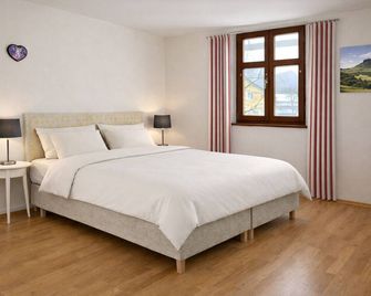 Landhotel Schwarzer Adler - Staffelstein