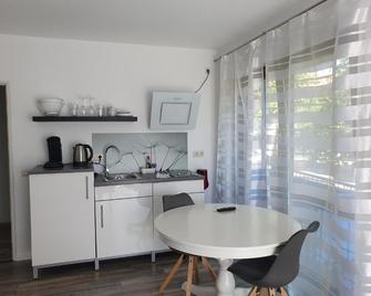City Apartment, 27 Qm, 2 Personen, High Sp Wlan - Paderborn - Cocina