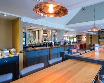 Premier Inn Weston-Super-Mare East - A370 - Weston-super-Mare - Bar