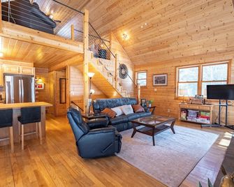 Private Modern Cabin with Hot Tub on 11 Acres - The Perfect Up North Getaway - Spooner - Living room