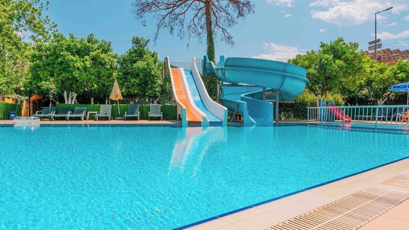 Belpoint Beach Hotel