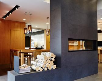 Hôtel Le Dauphin Montréal - Longueuil - Longueuil - Lobby