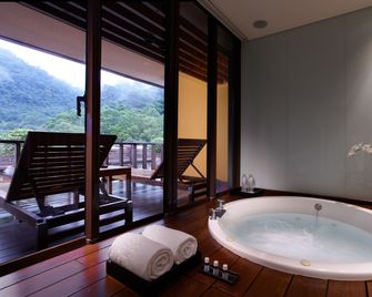 Hotel Royal Chiaohsi - Yilan City
