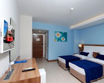 Kleopatra Ramira Hotel - Alanya - Bedroom