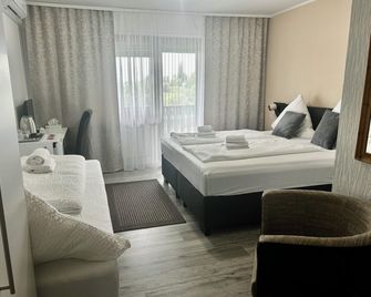 Hotel Hasselberg - Kaiserslautern - Habitación