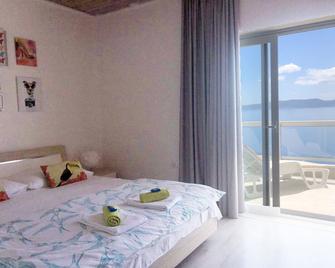 Abuela's Beach House - Brela - Ložnice