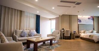 Crowne International Business Hotel - Shiyan - Habitación