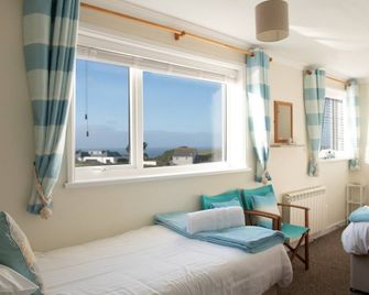 Trevarrian Lodge - ניוקי - חדר שינה