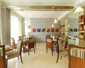 Regency Hotel Malabar Hill - מומבאי - מסעדה