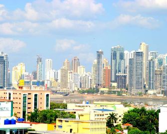 Hotel Caribe - Ciudad de Panamá - Vista del exterior
