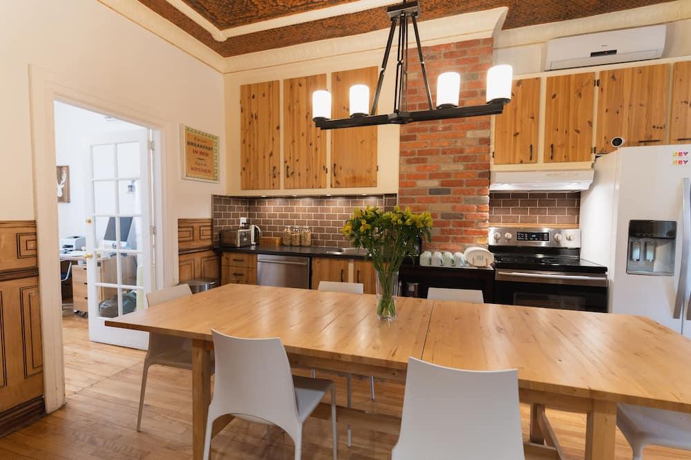 Bed And Breakfast Du Village BBV Desde $2,338 ($̶4̶,̶6̶6̶3̶). Montreal ...