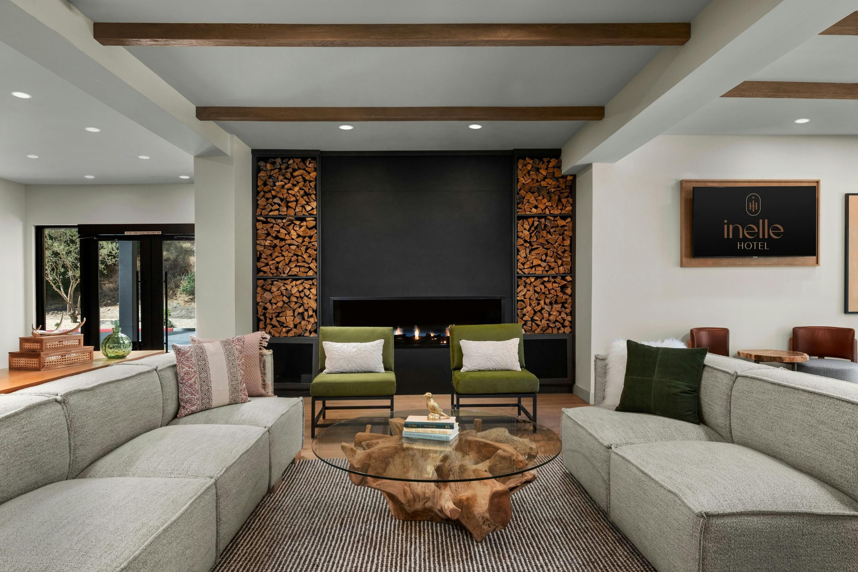 The Inelle, Oakhurst Yosemite, a Tribute Portfolio Hotel - Oakhurst - Lounge