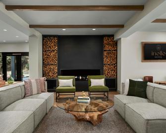 The Inelle, Oakhurst Yosemite, a Tribute Portfolio Hotel - Oakhurst - Lounge