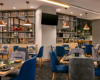 Hilton Garden Inn Baku - Baku - Restaurant
