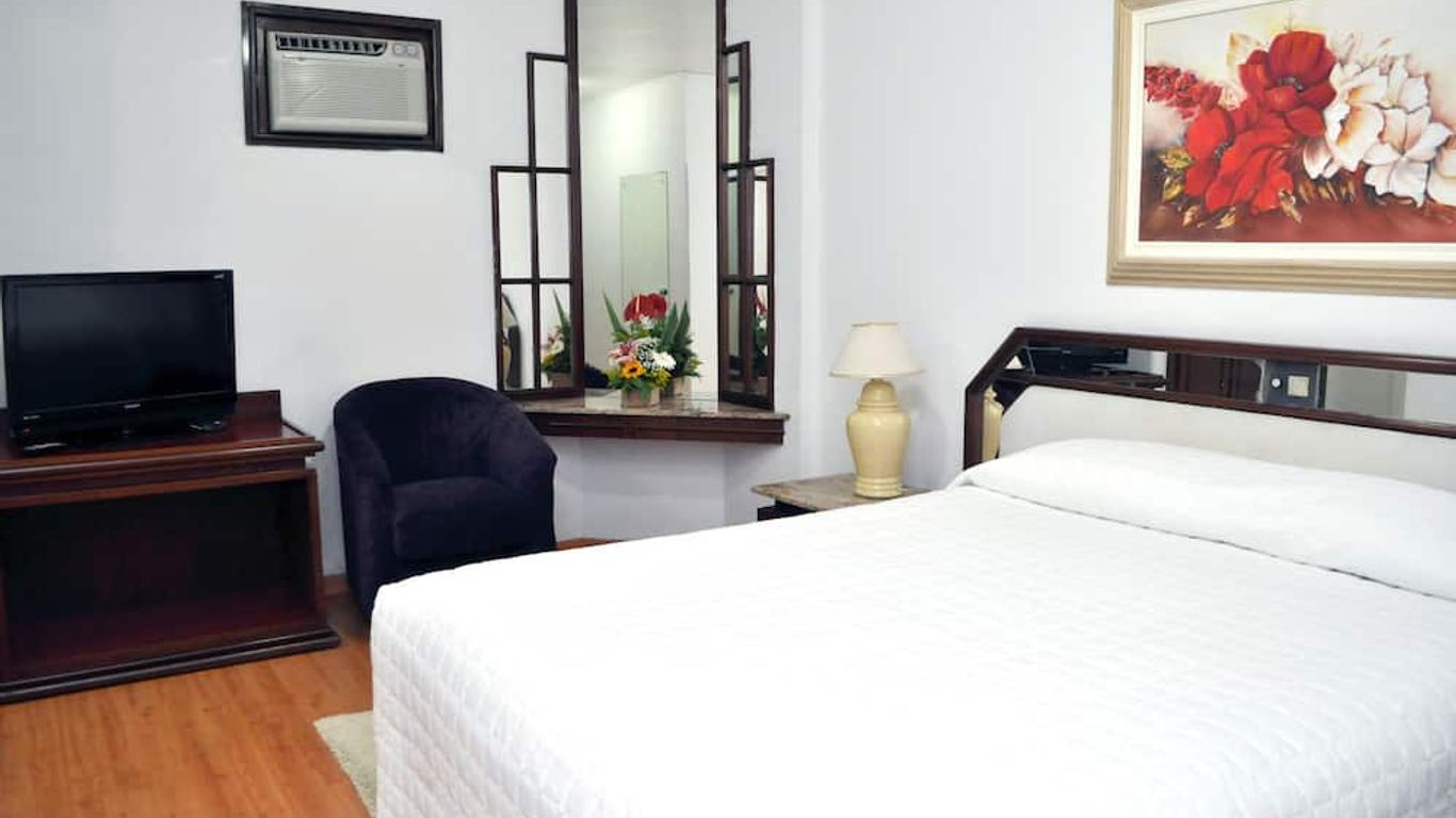 Caravelle Palace Hotel