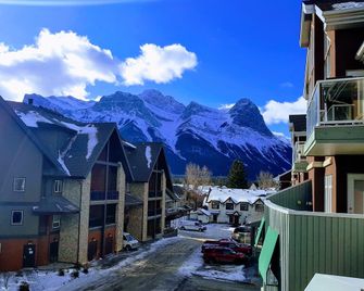 Sunset Resorts Canmore And Spa - Canmore - Buiten zicht