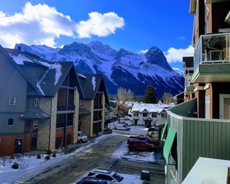 Sunset Resorts Canmore And Spa - Canmore - Outdoor view