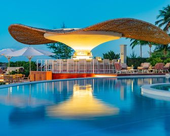 The Palms Turks And Caicos - Providenciales - Pool