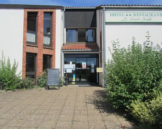 Hôtel Le Saint Joseph - Saint-Éloy-les-Mines - Gebouw