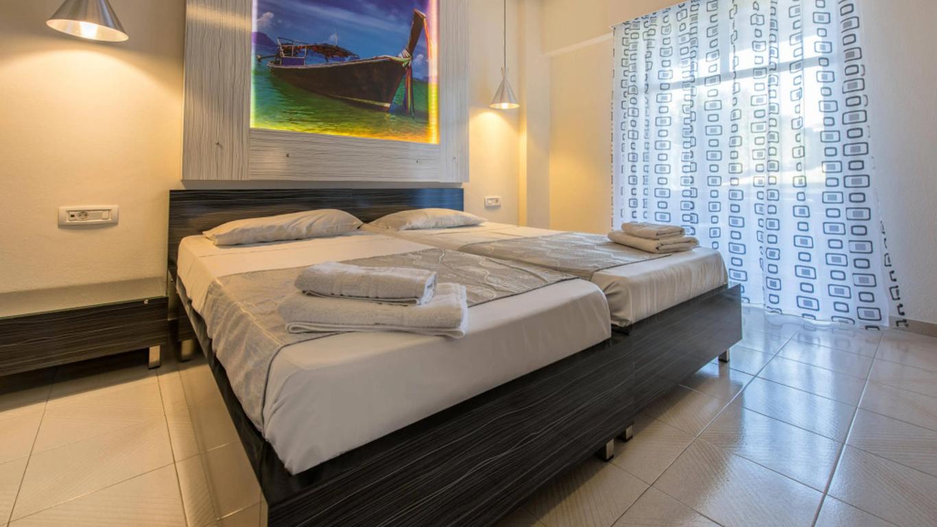 Golden Sun Hotel