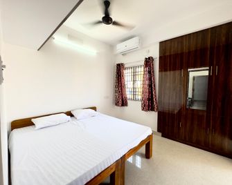 Sishya Service Apartment- 1bhk, It Expre - Madrás - Habitación