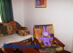 Fészek Apartmanház - Vonyarcvashegy - Living room