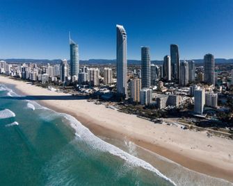 Surfers Chateau - Surfers Paradise - Plaża