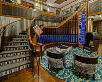 Hampton Inn & Suites Austin-Downtown/Convention Center - Austin - Lobby