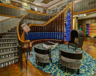 Hampton Inn & Suites by Hilton Austin Downtown - Austin - Lobby