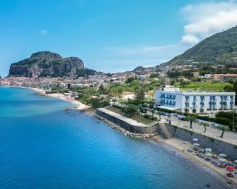 Hotel Tourist - Cefalú - Playa