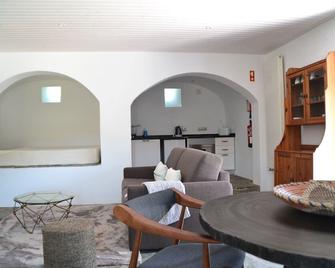 Herdade Ribeira de Borba - Vila Viçosa - Wohnzimmer