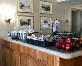 Hardman House - Carson City - Buffet