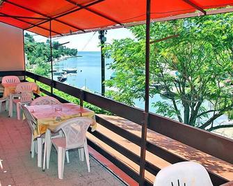 Apartment Å arenko.4 - Vela Luka - Balkon