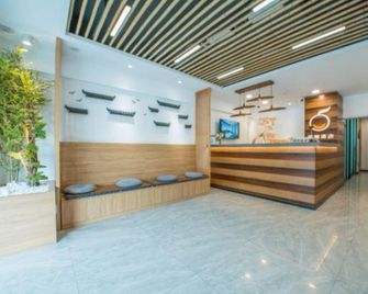 Jiacheng Hotel Xiamen Train Station - Xiamen - Front desk