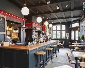 Seaspray Bed & Breakfast - Hastings - Bar