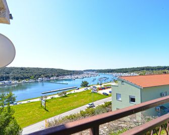 Apartments Franko 1586 - Pula - Balcony