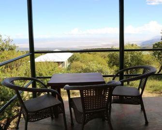 Ngorongoro Wild Camps - Ngorongoro - Balcony
