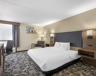 Best Western Plus York Hotel & Conference Center - York - Bedroom