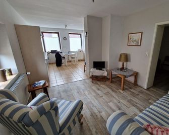 Oldesloer Straße 86, Ferienwohnung - Ferienwohnung Oldesloer Straße 86 - Bad Segeberg - Sala de estar