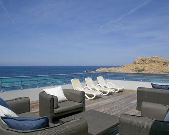 Best Western Premier Santa Maria - L'Île-Rousse - Gebouw