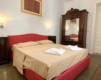 Al Teatro - Reggio Calabria - Camera da letto